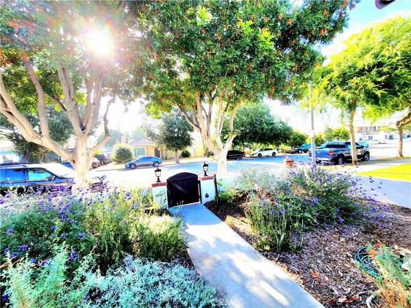 Long Beach, CA 90806,2427 Pine AVE