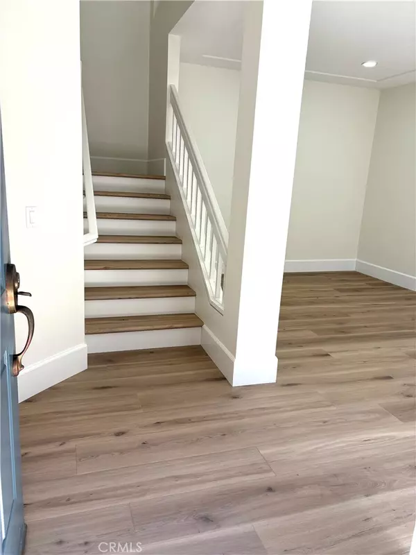 Aliso Viejo, CA 92656,34 Lighthouse