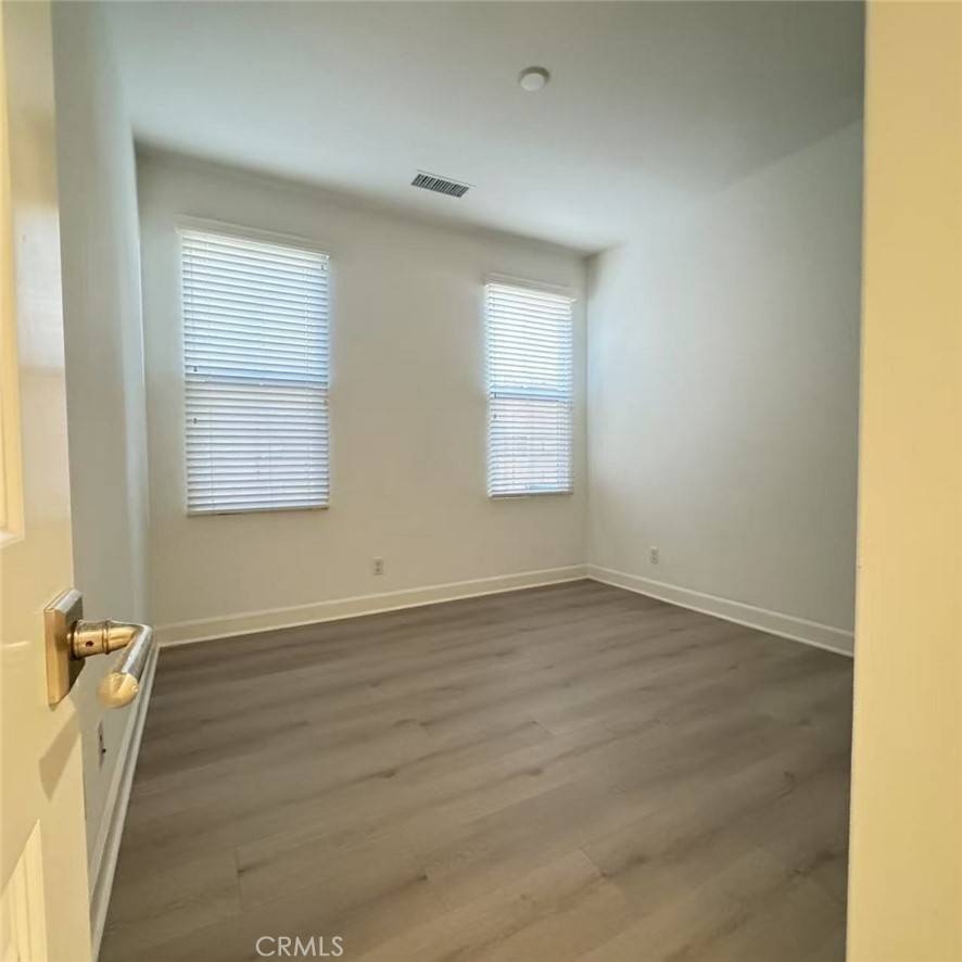 Irvine, CA 92620,103 Alumroot