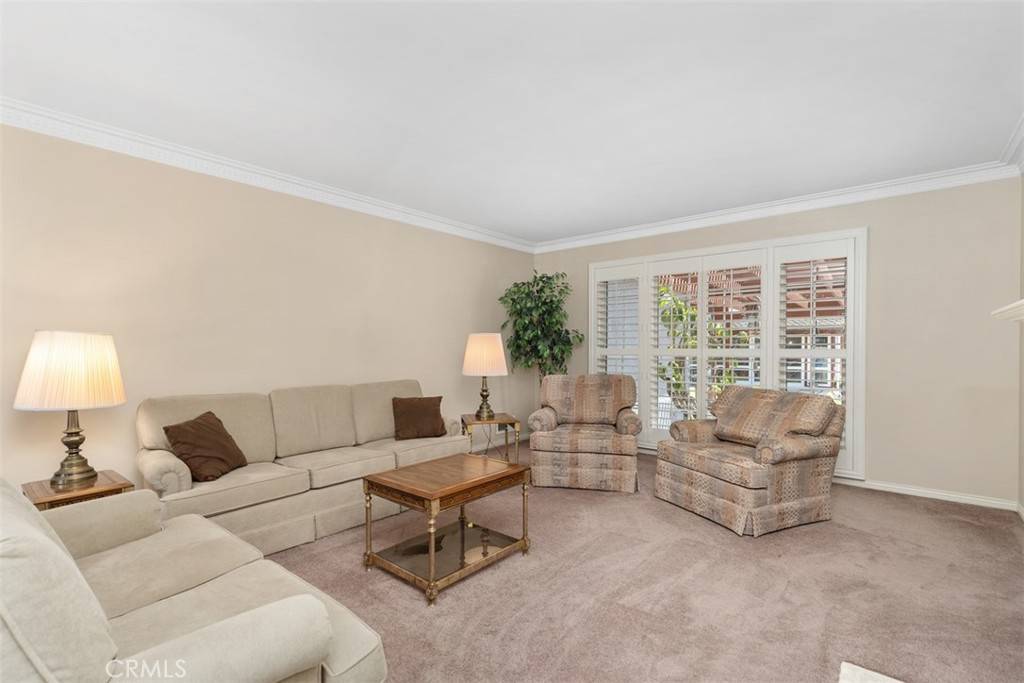 Downey, CA 90241,7534 4th Place