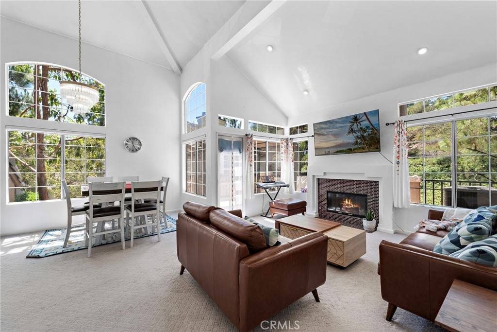 Aliso Viejo, CA 92656,87 Montara DR