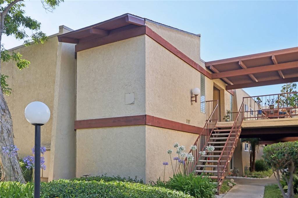 Santa Ana, CA 92707,1010 W Macarthur BLVD #24