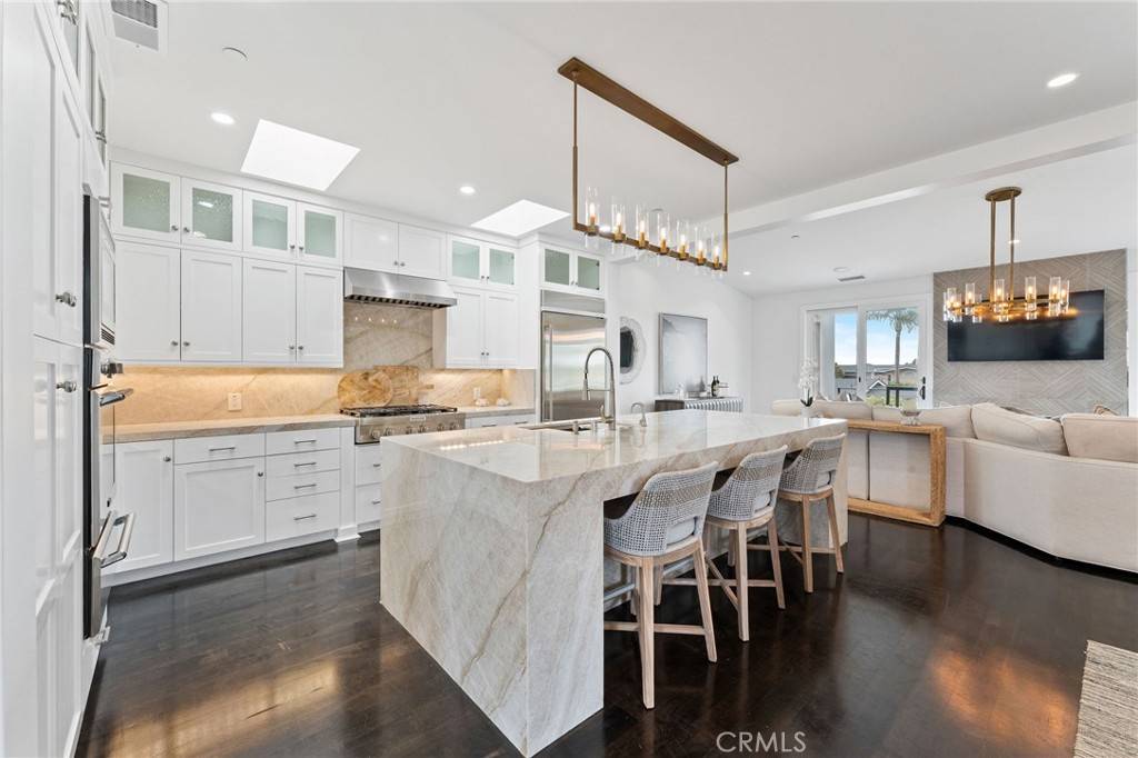 Corona Del Mar, CA 92625,444 Morning Canyon RD