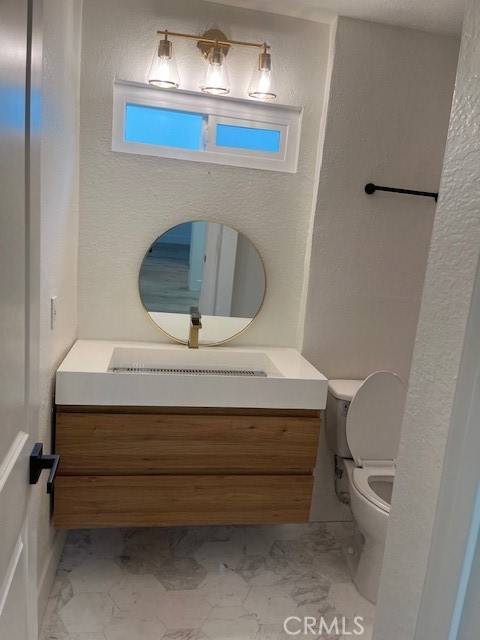 Huntington Beach, CA 92647,17422 Keelson LN