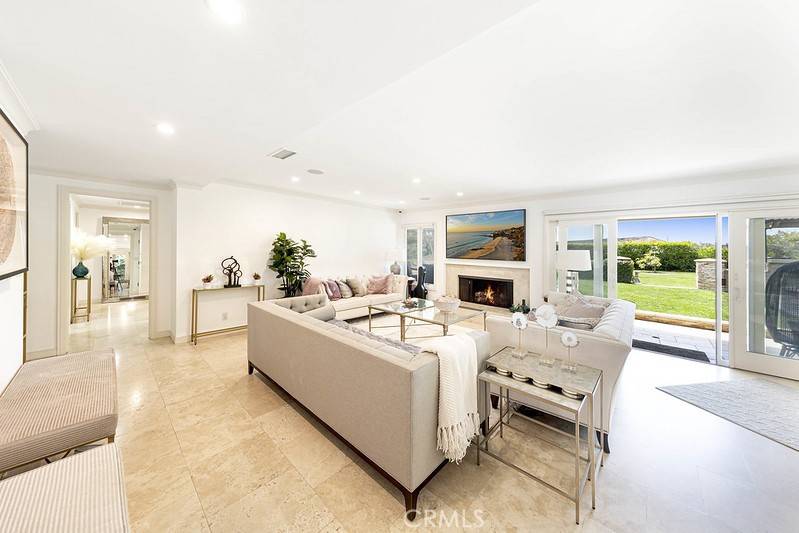 Corona Del Mar, CA 92625,4621 Hampden RD