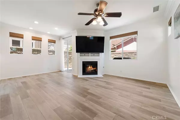 Tustin, CA 92782,72 Westwind DR