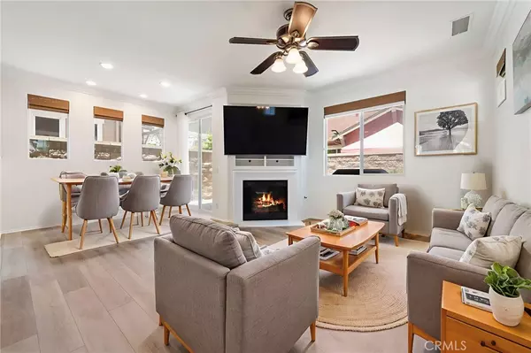 Tustin, CA 92782,72 Westwind DR