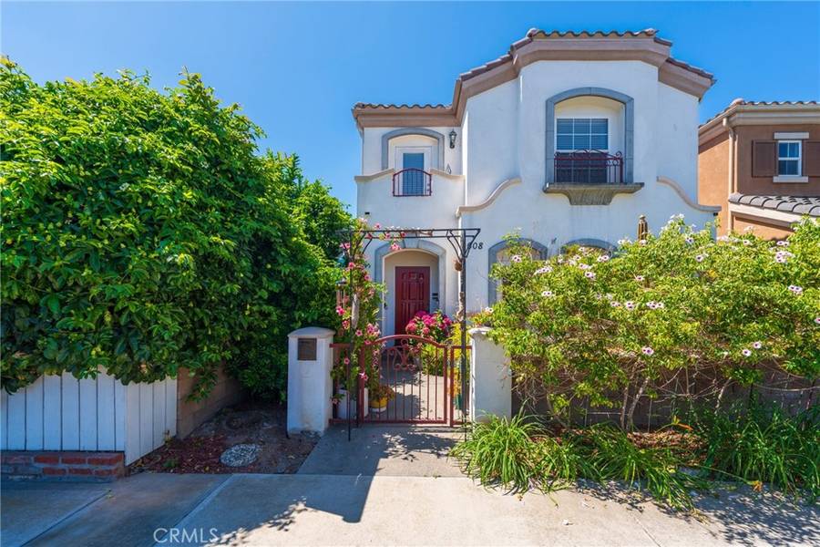 608 Indianapolis AVE, Huntington Beach, CA 92648