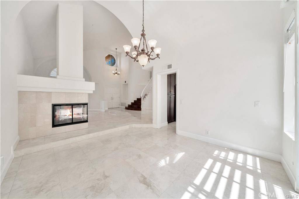 San Clemente, CA 92673,1611 Via Sage