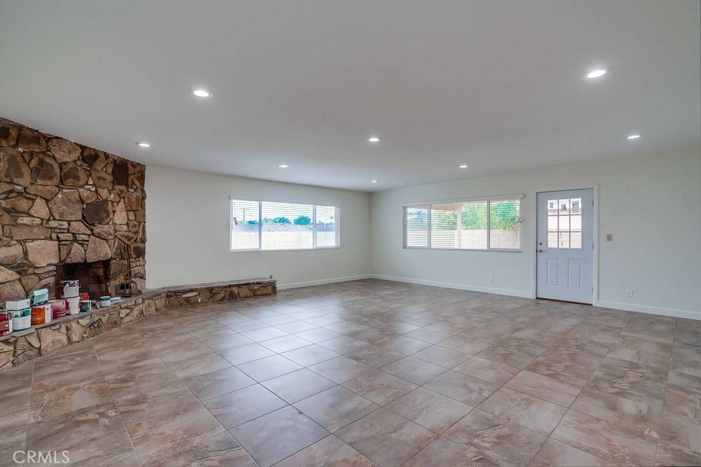 La Habra, CA 90631,650 W Florence AVE