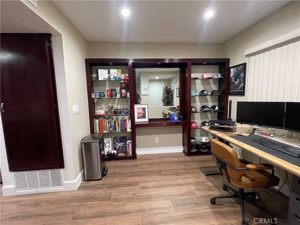 Anaheim, CA 92804,3580 W Sweetbay CT #B