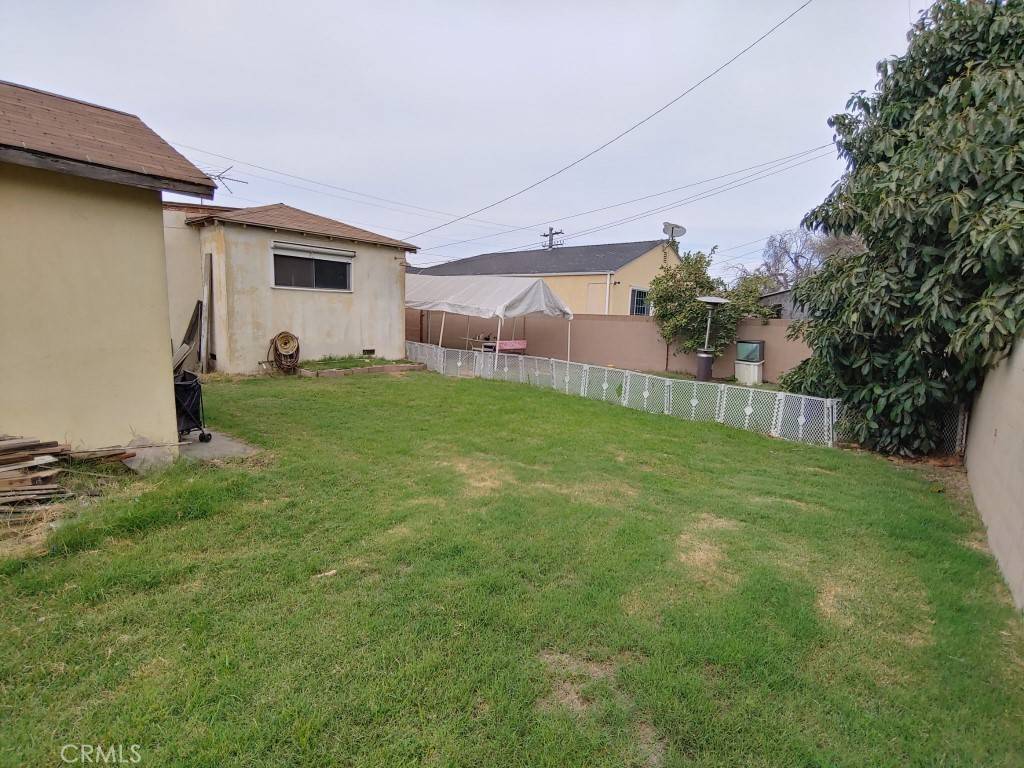South Gate, CA 90280,13636 Garfield AVE