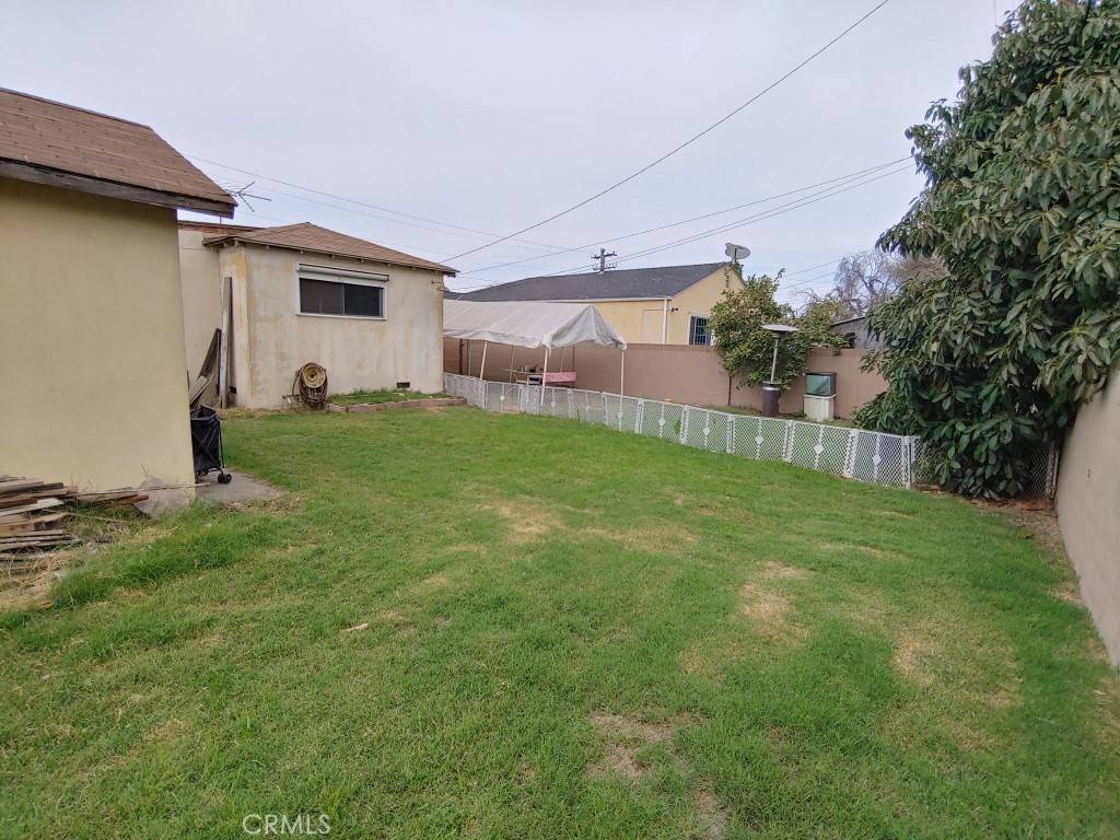 South Gate, CA 90280,13636 Garfield AVE