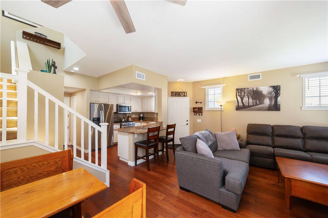 Lake Forest, CA 92610,51 Rue Monet