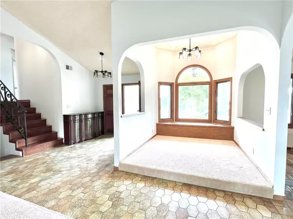 Yorba Linda, CA 92886,5321 Ohio St