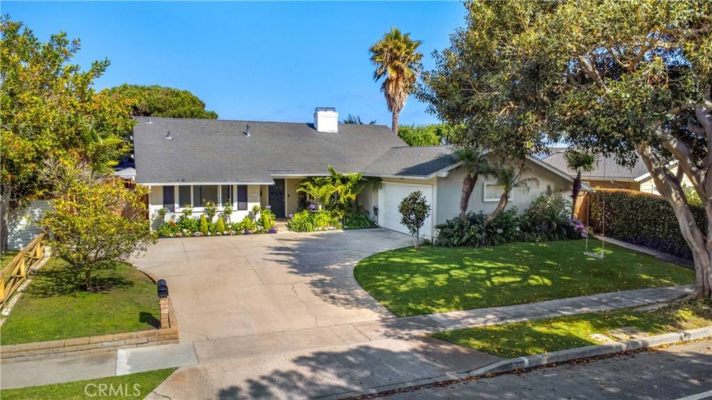 1212 Dover DR, Newport Beach, CA 92660