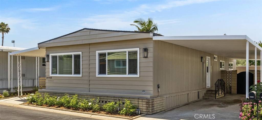 Yorba Linda, CA 92886,16950 Lake Park WAY #7