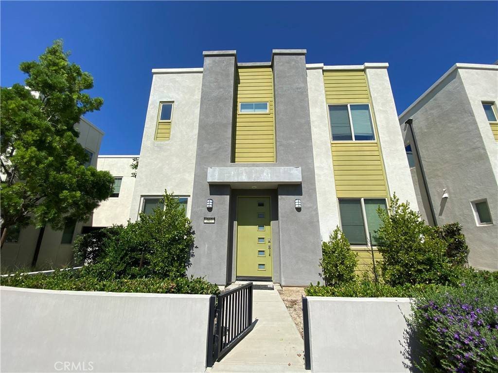 307 Magnet, Irvine, CA 92618