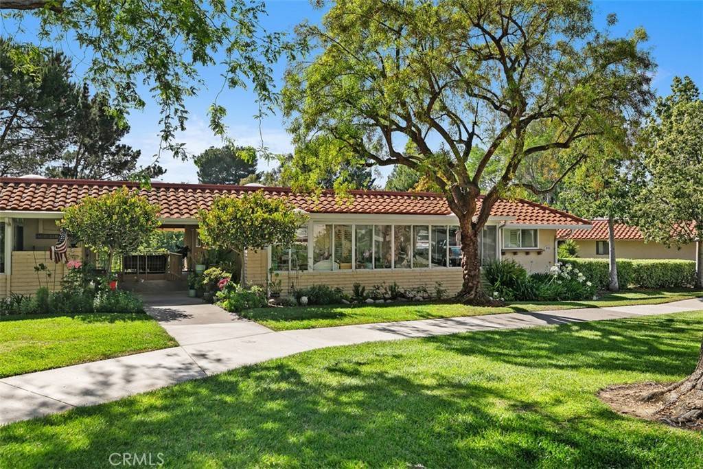 Laguna Woods, CA 92637,905 Ronda Sevilla #O