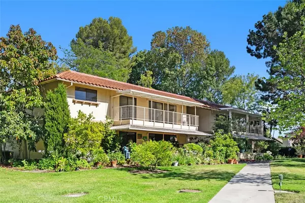 Laguna Woods, CA 92637,905 Ronda Sevilla #O