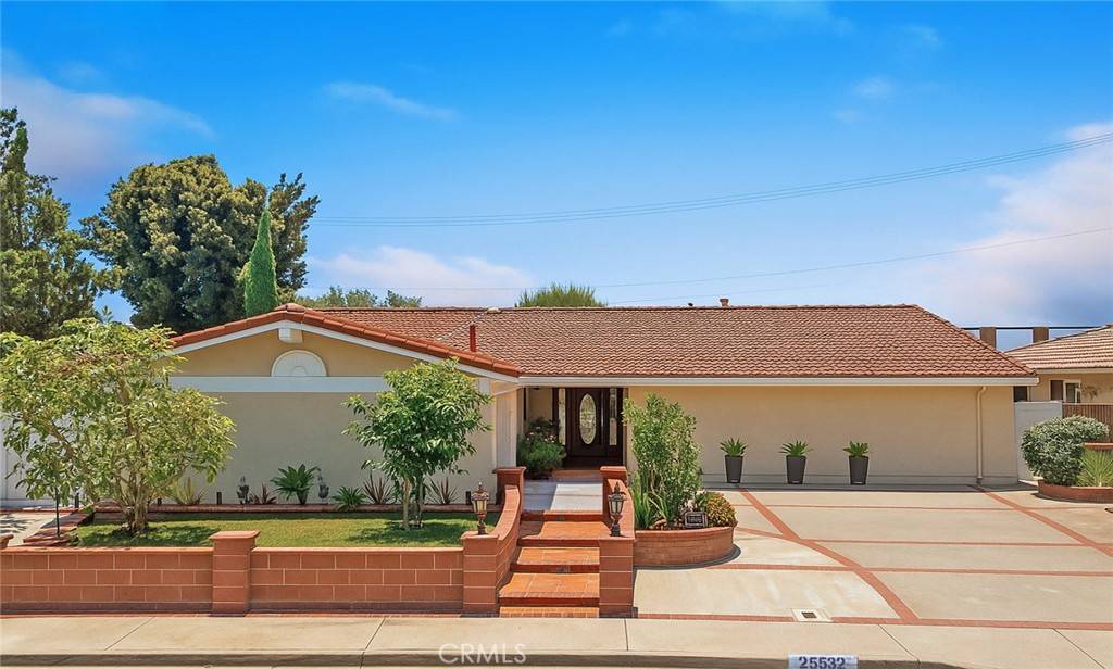 25532 Maximus Street, Mission Viejo, CA 92675