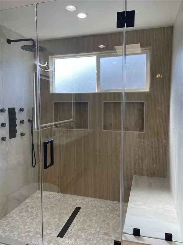 Costa Mesa, CA 92626,1785 Hummingbird DR