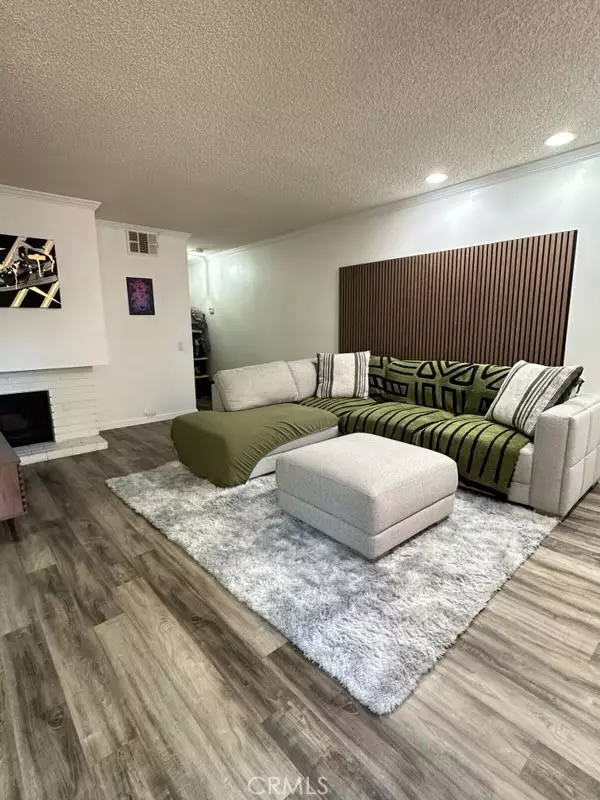 Sacramento, CA 95825,2200 Woodside LN #2