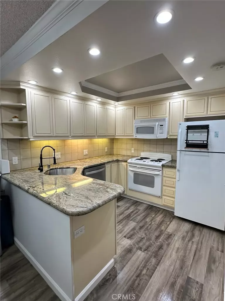 Sacramento, CA 95825,2200 Woodside LN #2