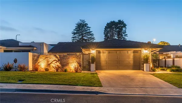 Corona Del Mar, CA 92625,35 Beachcomber DR