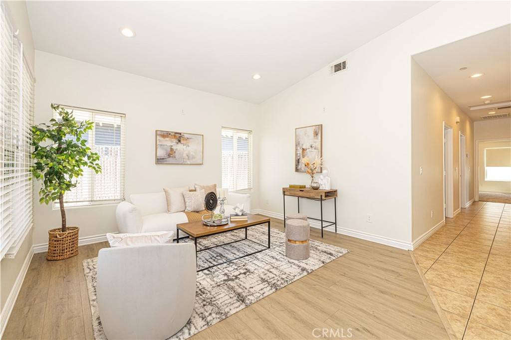 Riverside, CA 92506,4158 Larchwood PL