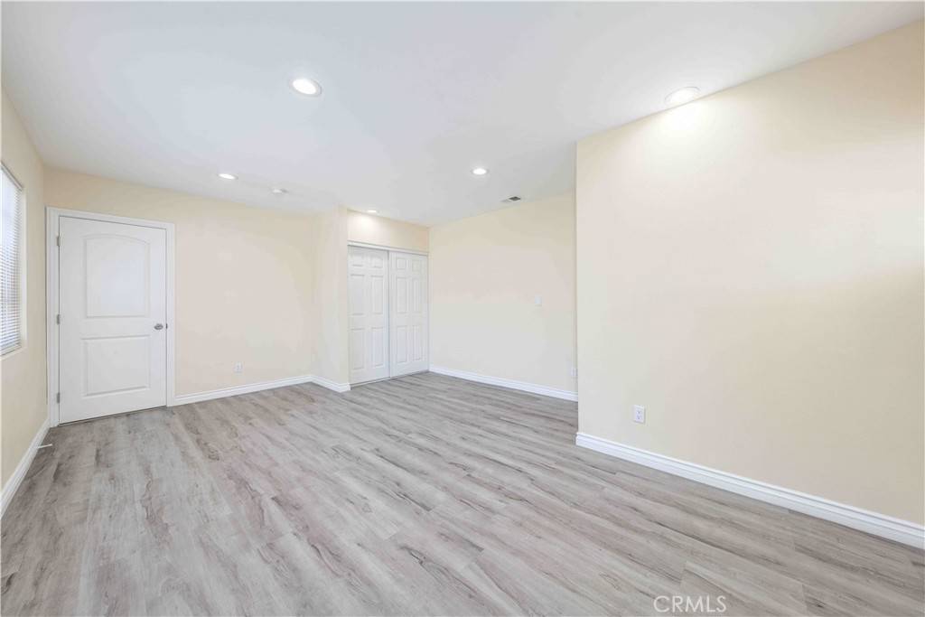 Westminster, CA 92683,8212 20th St #2