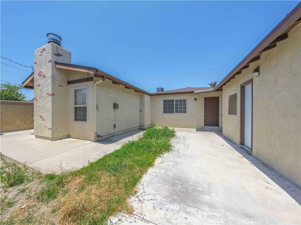 Westminster, CA 92683,8212 20th St #2
