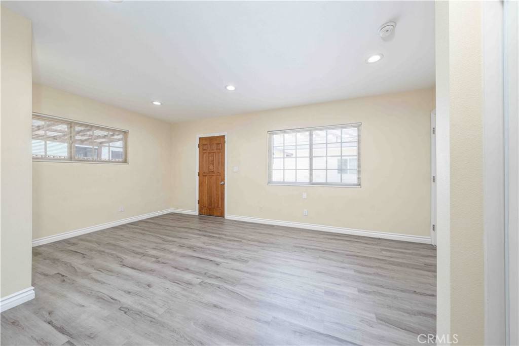 Westminster, CA 92683,8212 20th St #2