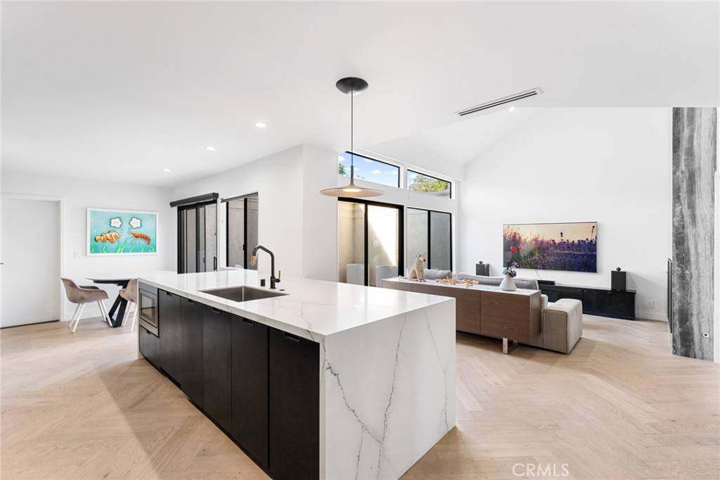 Irvine, CA 92612,45 Morena