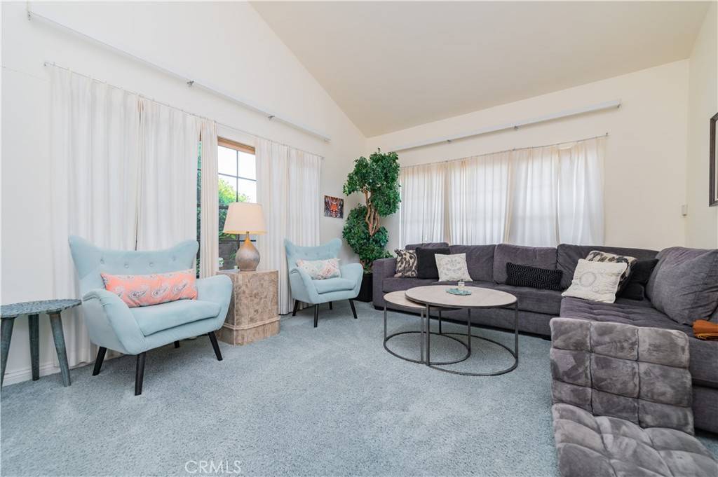 Irvine, CA 92604,33 Sandpiper