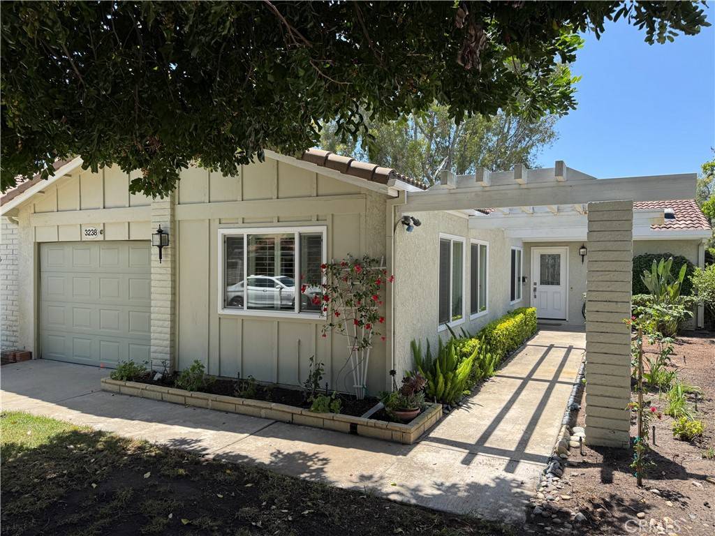 3238 San Amadeo #C, Laguna Woods, CA 92637