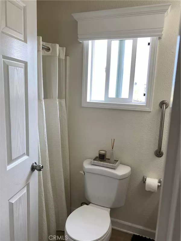 Huntington Beach, CA 92648,80 Huntington ST #114