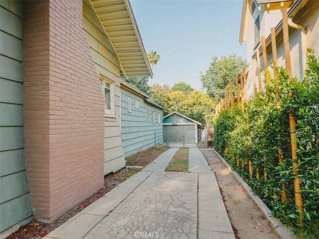 South Pasadena, CA 91030,216 Fairview AVE