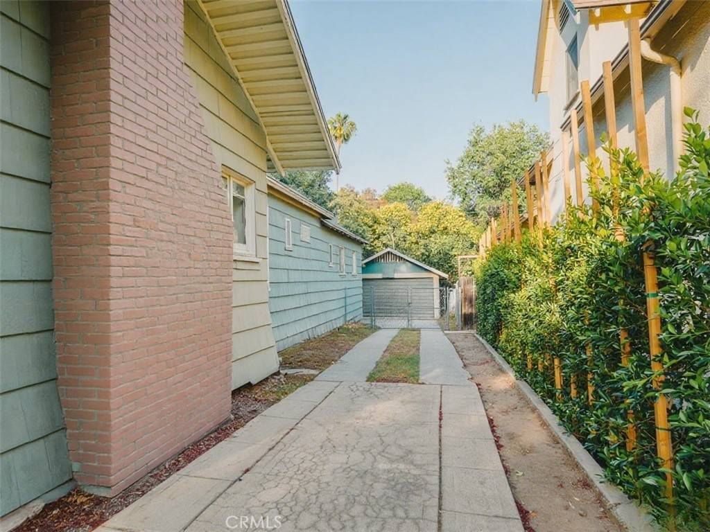 South Pasadena, CA 91030,216 Fairview AVE