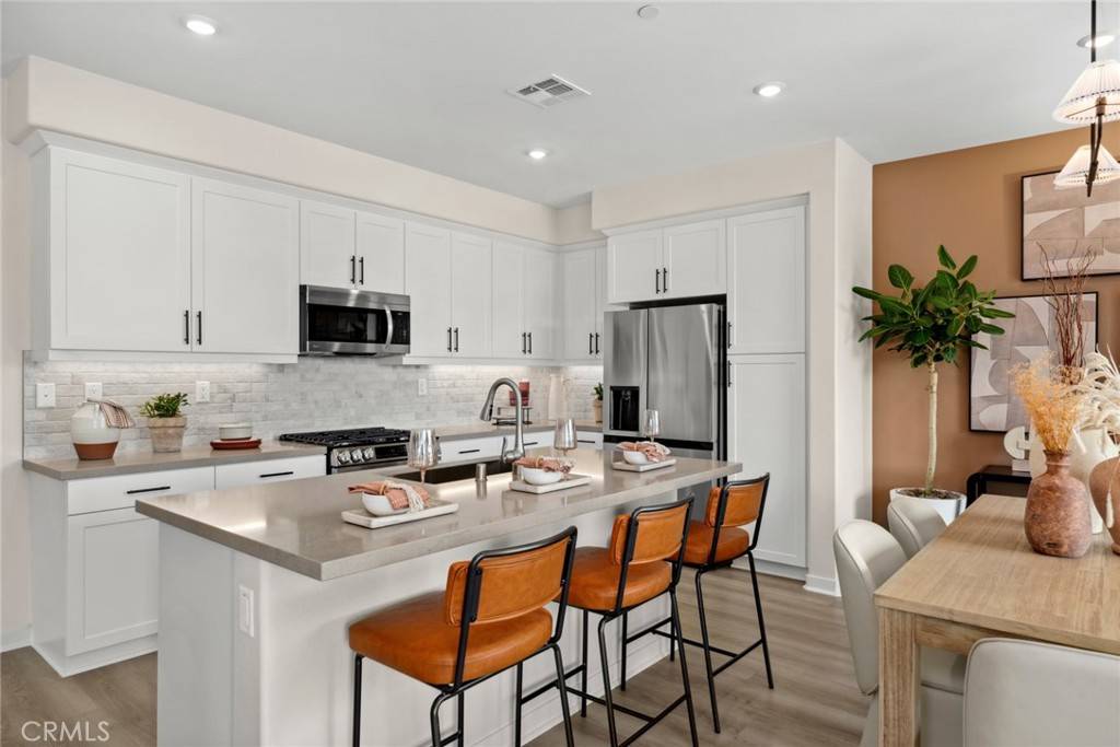 El Monte, CA 91732,12248 Mirasol LOOP #B
