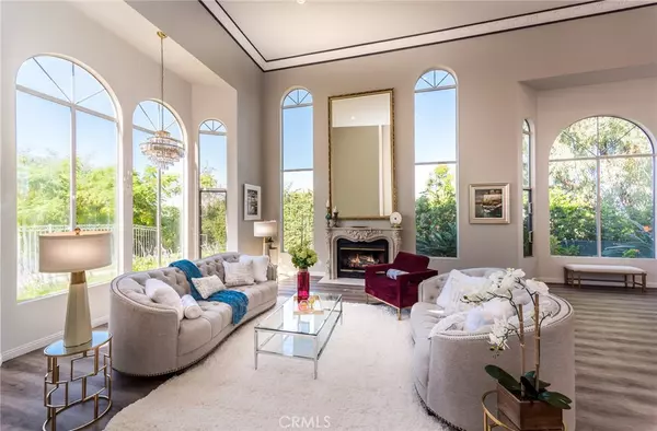 Tarzana, CA 91356,4020 Clarinda DR