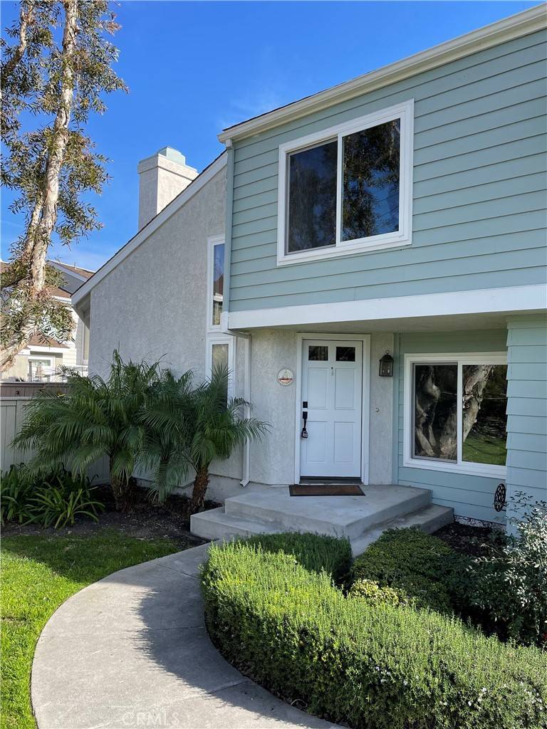 Irvine, CA 92606,381 Deerfield AVE