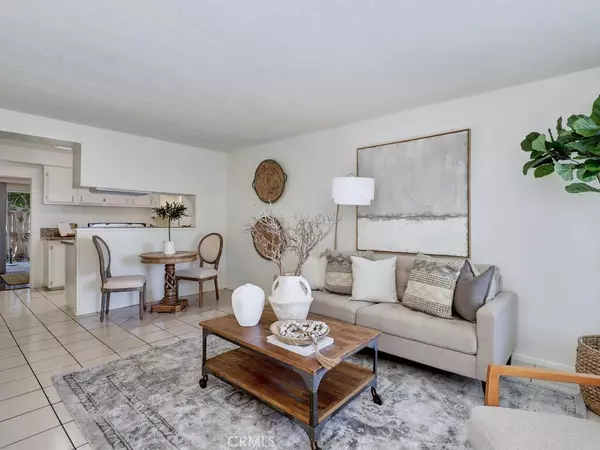 Tustin, CA 92780,17121 Mcfadden AVE #11