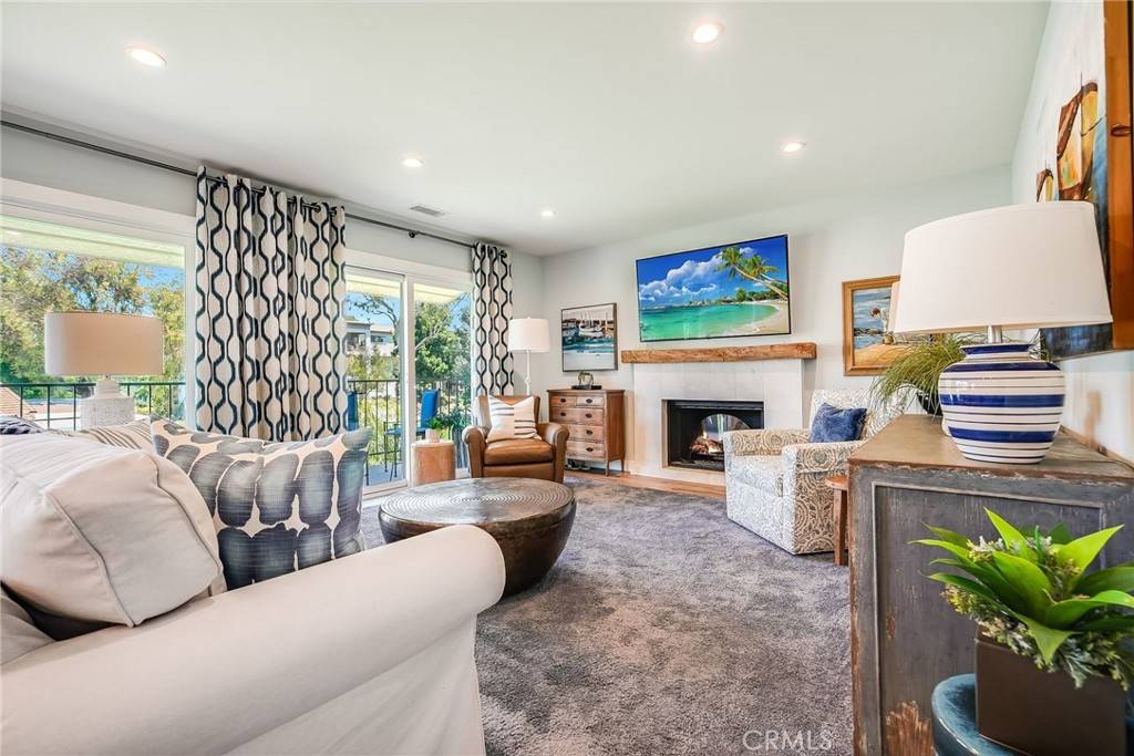 5490 Paseo Del Lago W #P, Laguna Woods, CA 92637