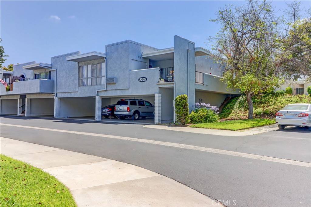 Laguna Woods, CA 92637,2205 Via Mariposa E #A