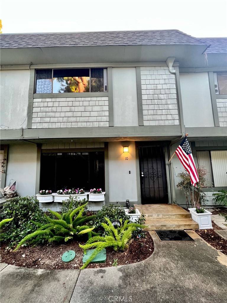 229 W Wilson ST #10, Costa Mesa, CA 92627