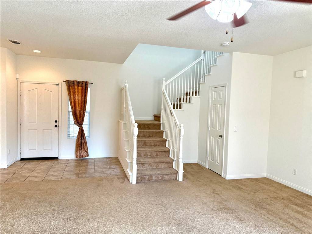 Lancaster, CA 93535,1726 E Avenue J9