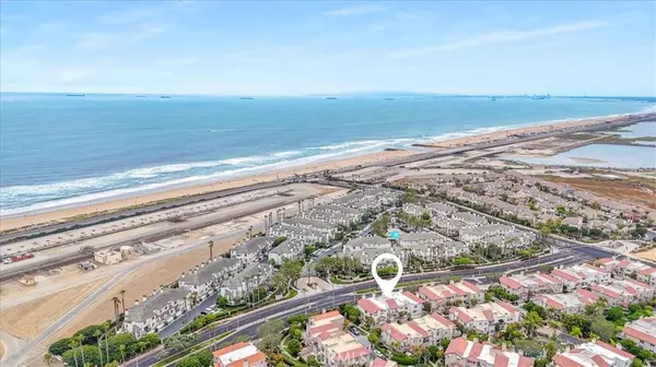 Huntington Beach, CA 92648,19381 Maidstone LN