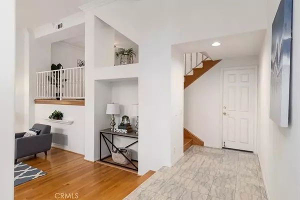 Huntington Beach, CA 92648,19381 Maidstone LN