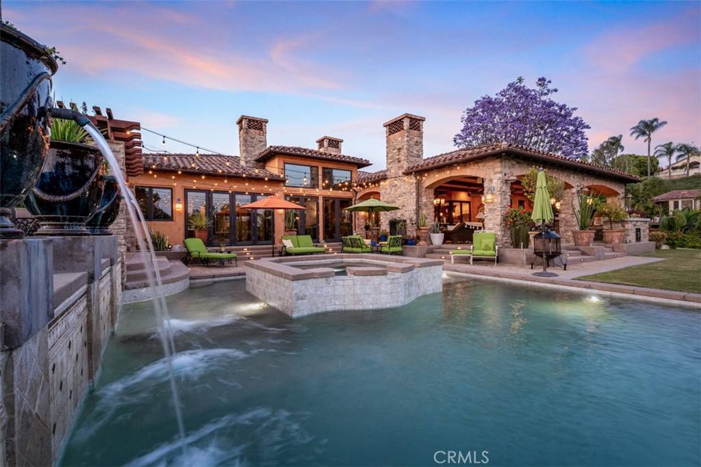 25492 Spotted Pony LN, Laguna Hills, CA 92653